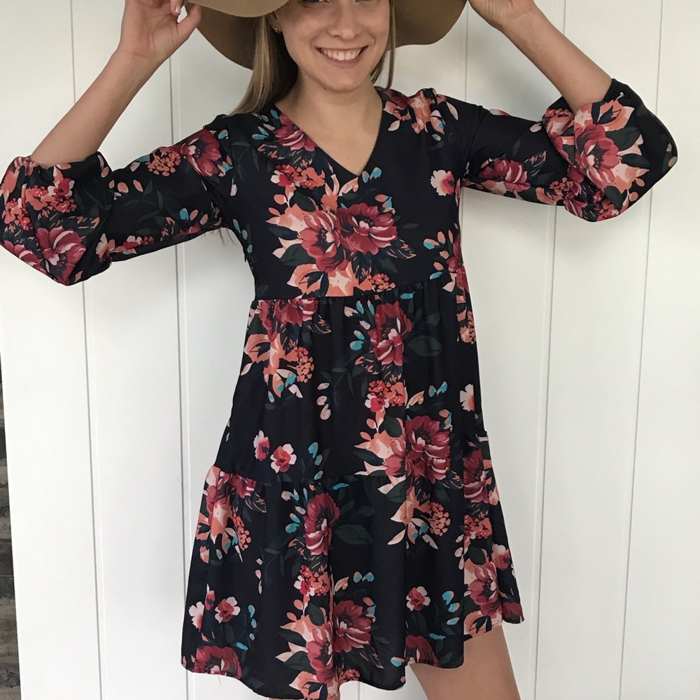 Sherosa floral dress. Sz S